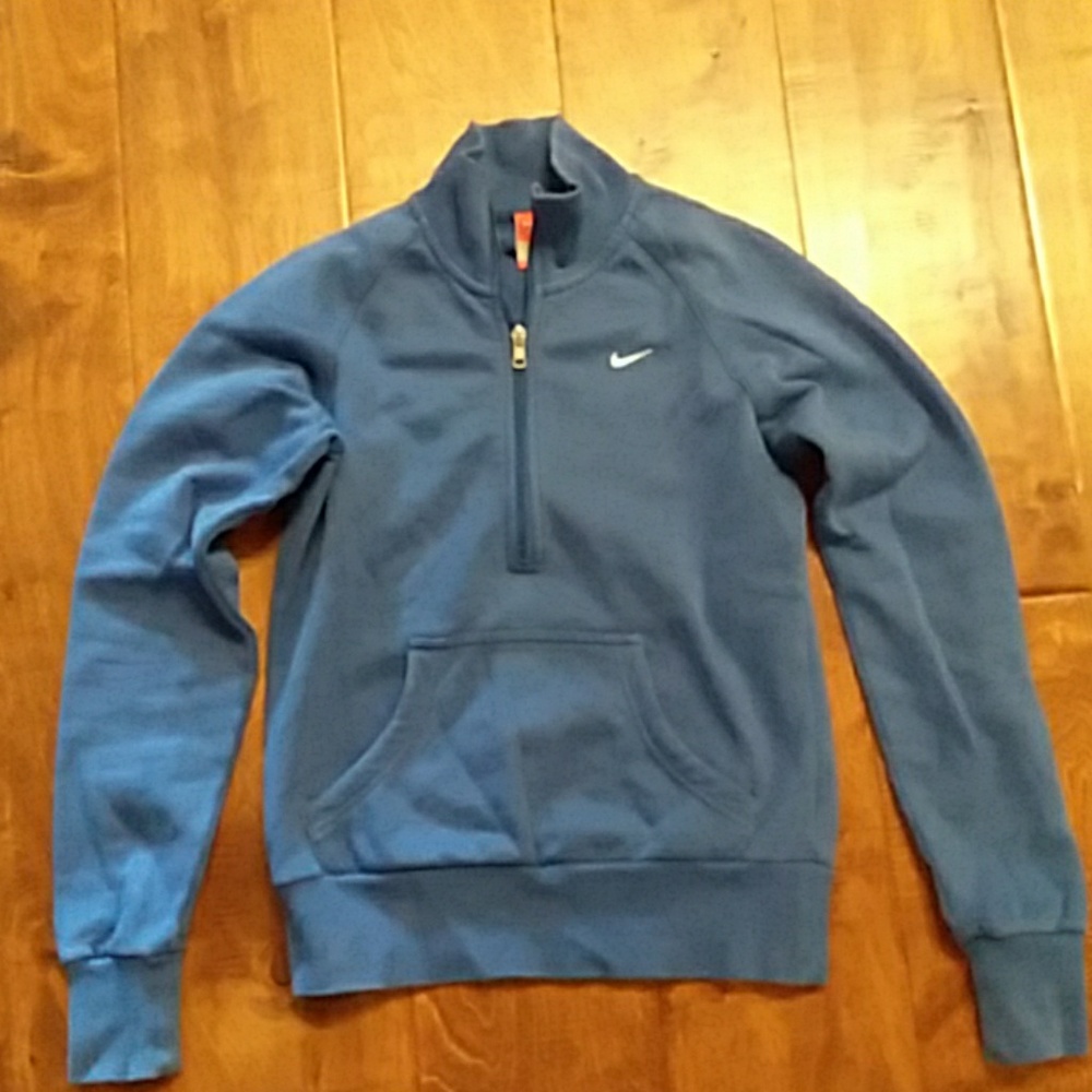 Nike Sweater